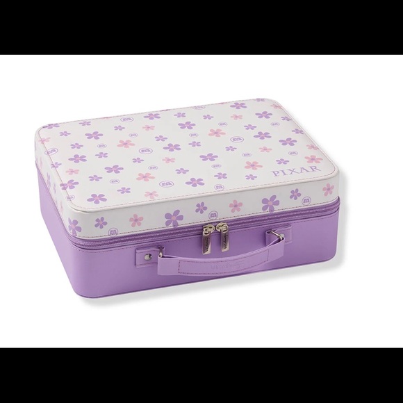 LAST 1| Ulta Disney Pixar Beauty Box - Picture 2 of 12